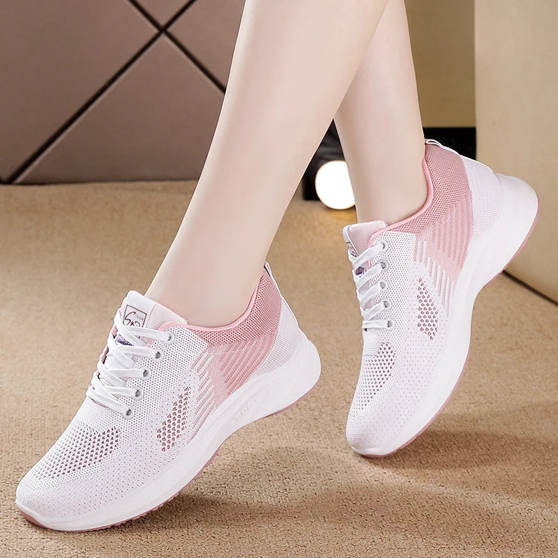 Women's sports shoes with anti slip soft sole, outdoor running and walking shoes, breathable and lightweight, women's tennis sho