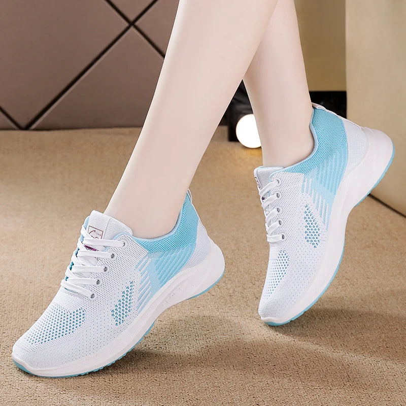 Women's sports shoes with anti slip soft sole, outdoor running and walking shoes, breathable and lightweight, women's tennis sho