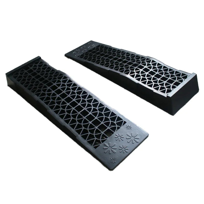 5000KG Capacity Heavy Duty Car Ramps 70cm Plastic Portable