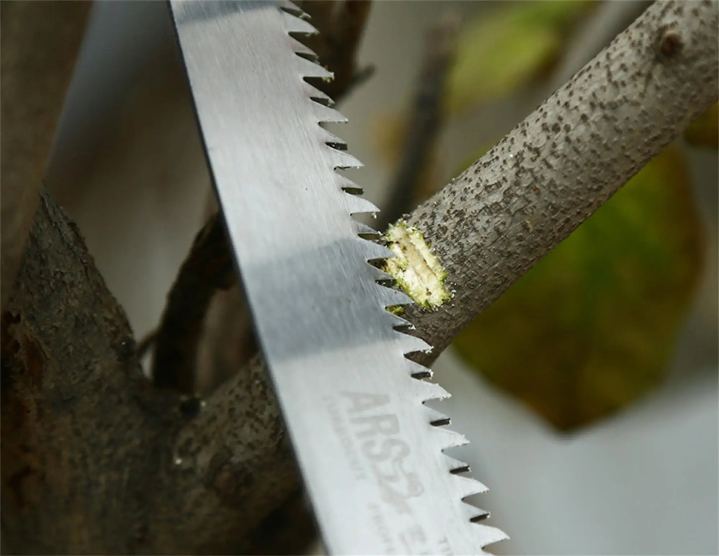 Wood Handle 3 Cutting Edges Pruning Hand Saw Portable Tree Trimmers Outdoor