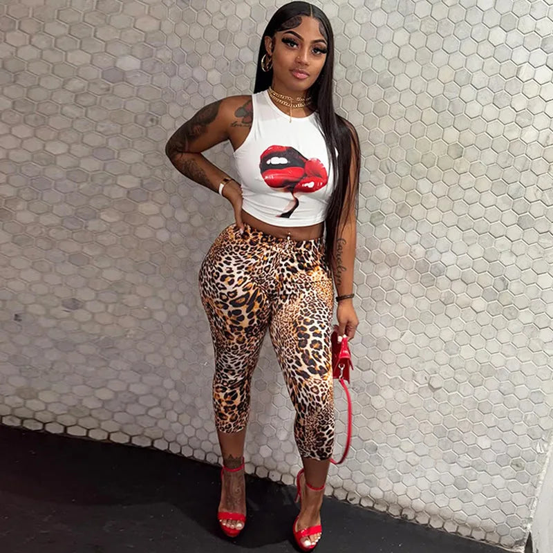 Sexy leopard print knee-length leggings for women