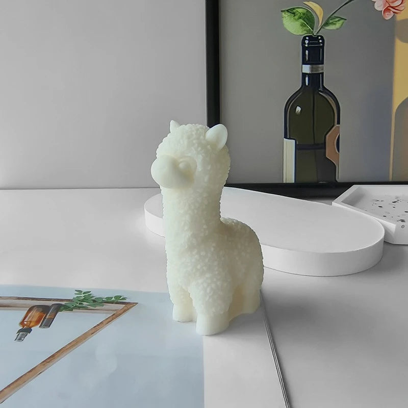 Cute Alpaca Aromatherapy Candle Handmade Animal
