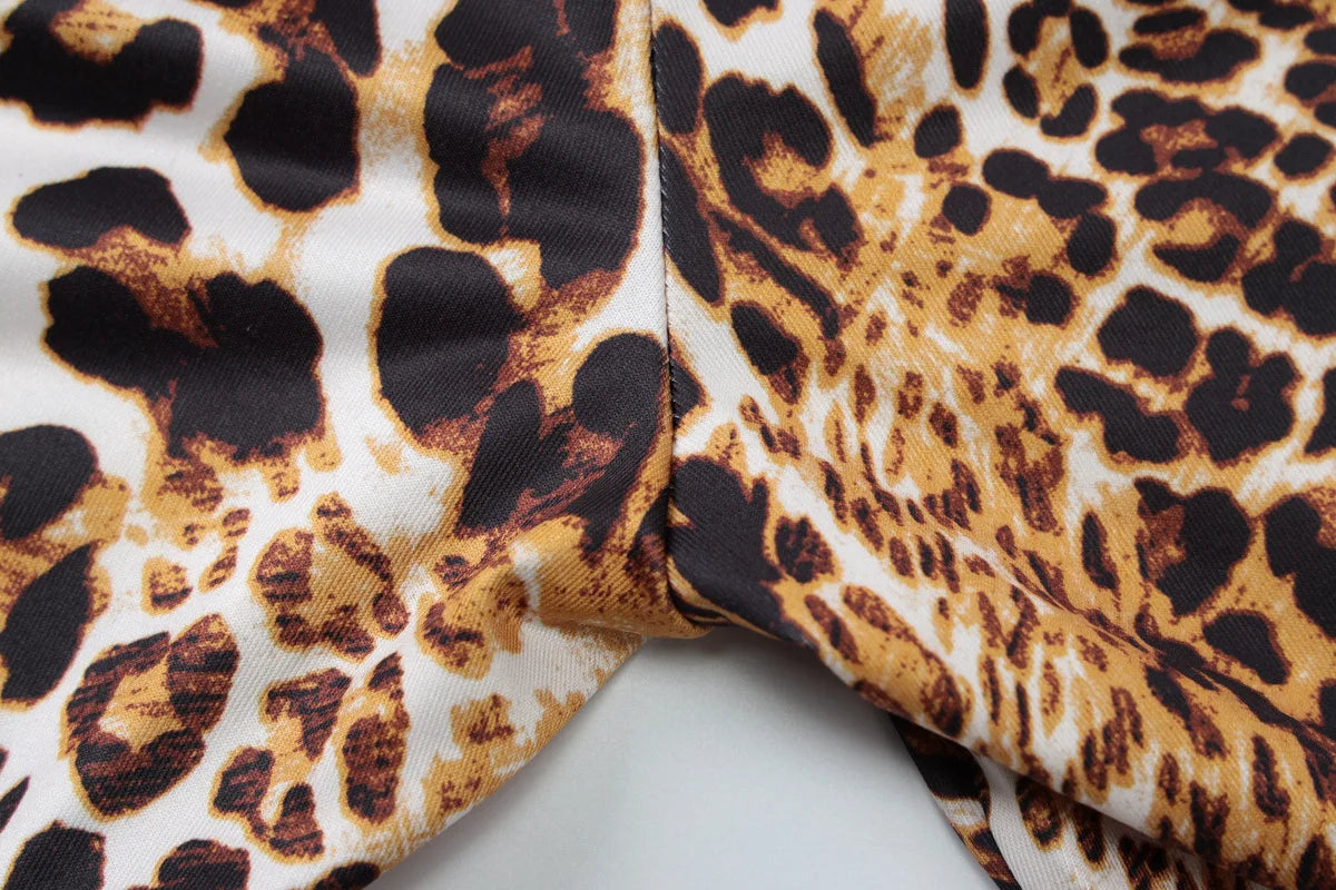 Sexy leopard print knee-length leggings for women