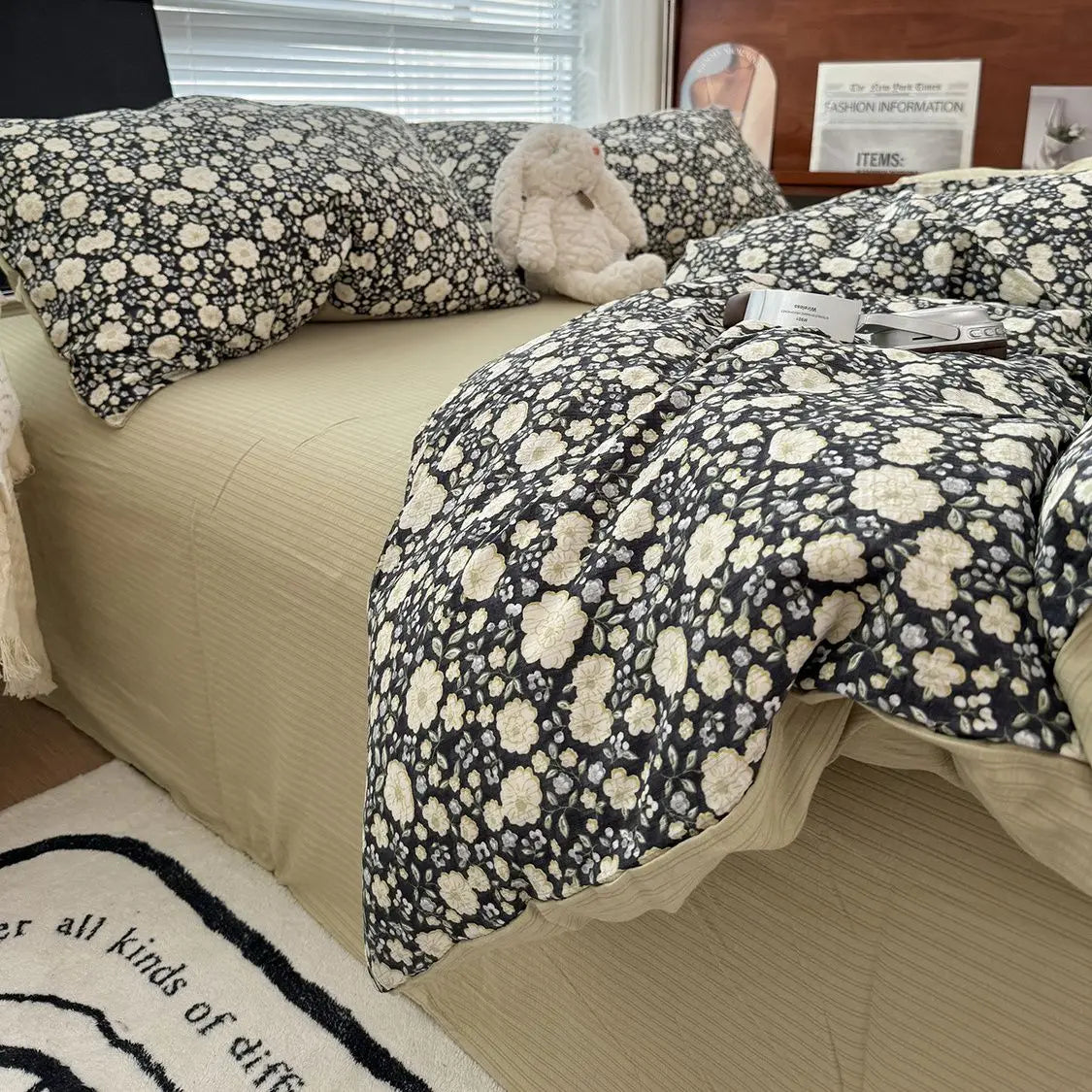 Duvet Cover Set  A-class Ultra Soft Jacquard Double-layer Yarn