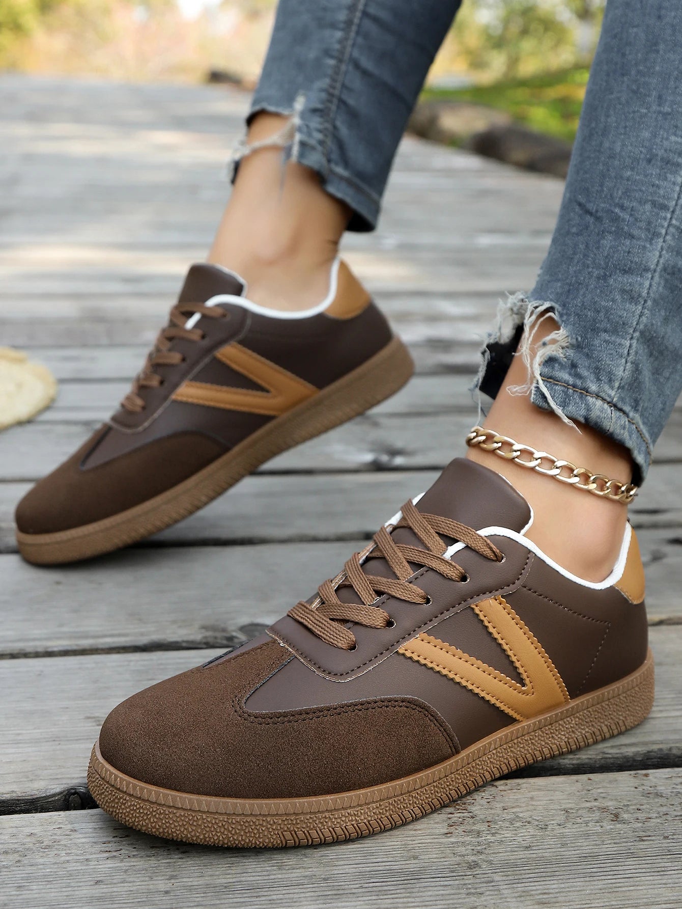 Ladies' new style casual, comfortable and breathable sports running shoes