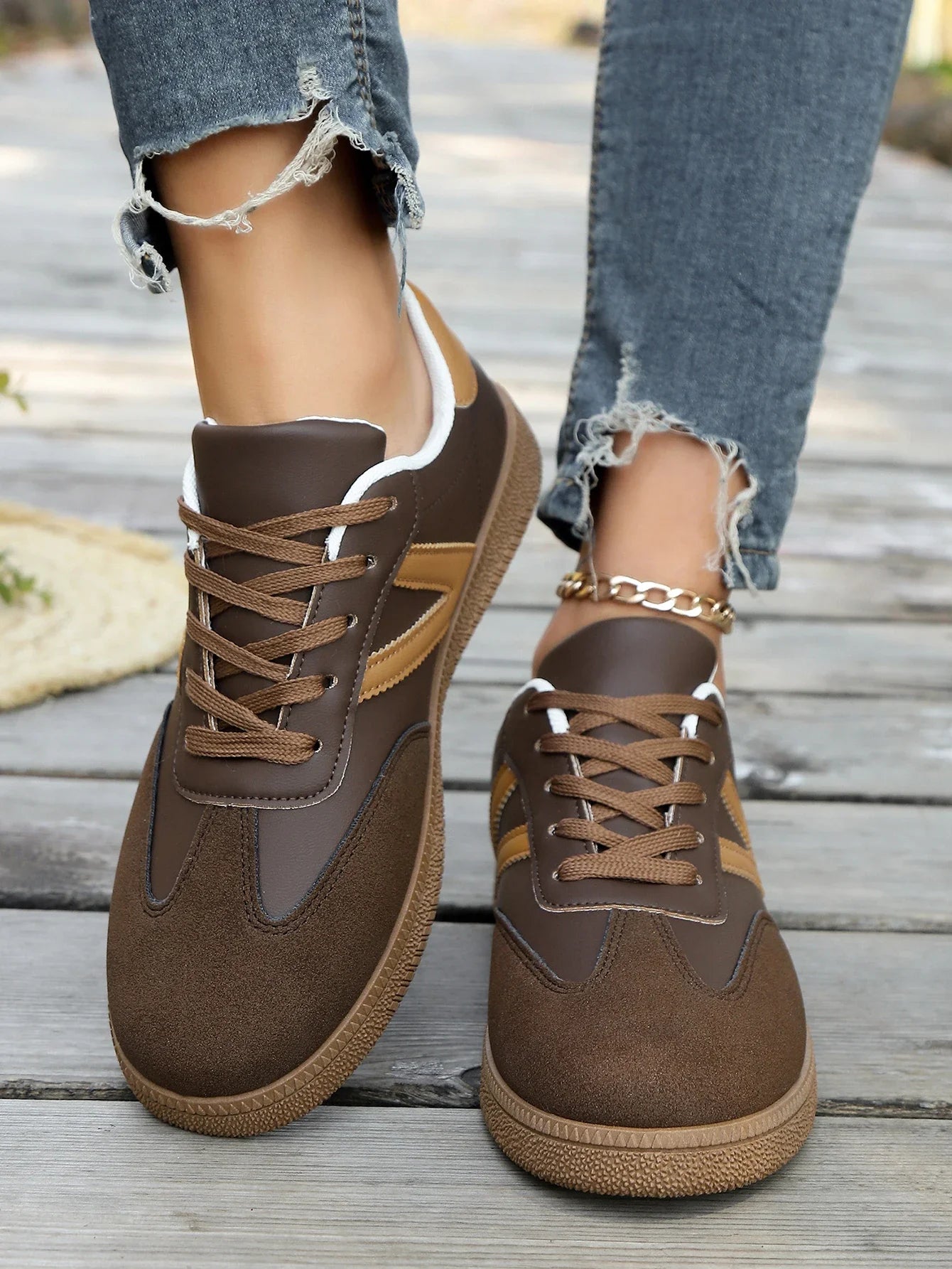 Ladies' new style casual, comfortable and breathable sports running shoes