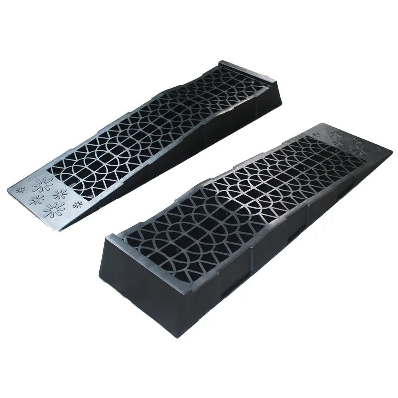 5000KG Capacity Heavy Duty Car Ramps 70cm Plastic Portable
