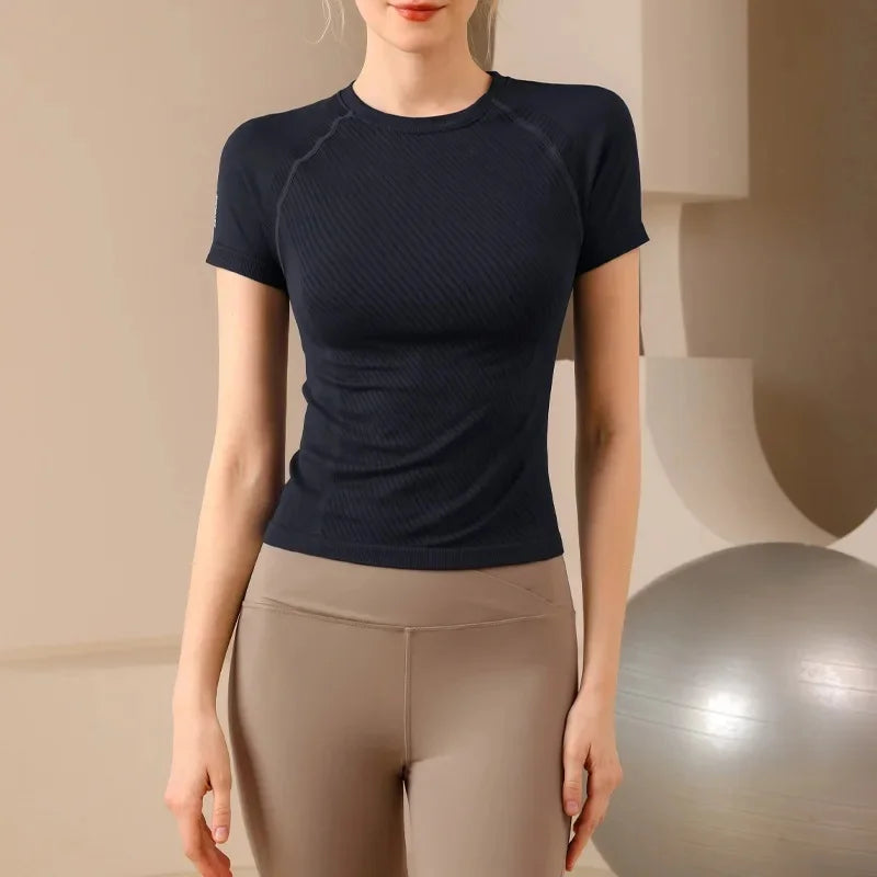 High quality women's sports top, fashionable,